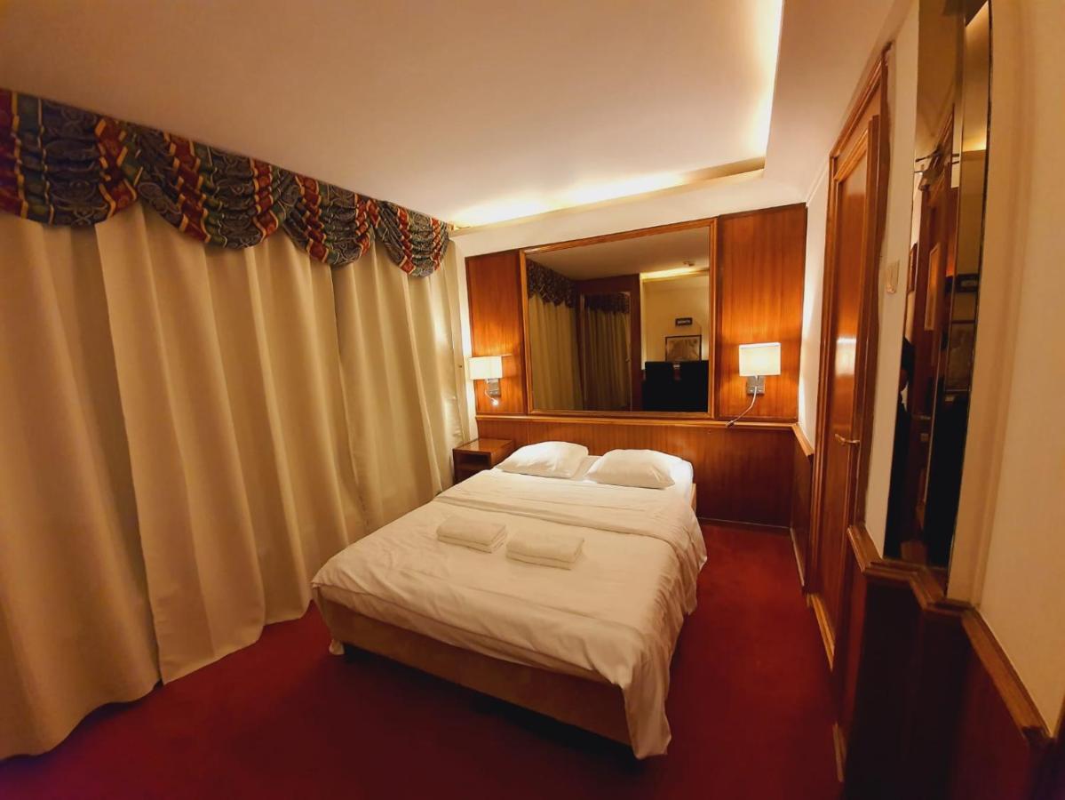 Rembrandtplein Hotel Amsterdam Bagian luar foto