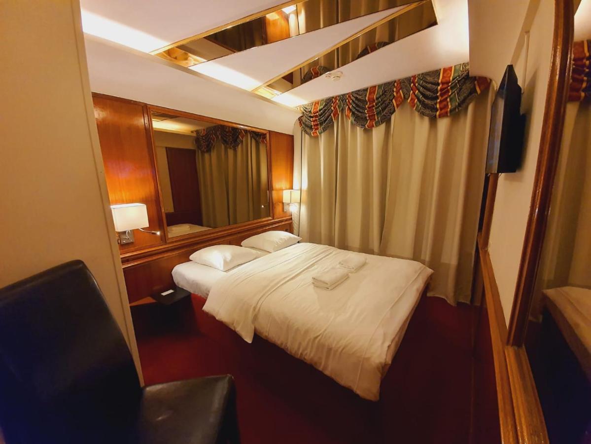 Rembrandtplein Hotel Amsterdam Bagian luar foto