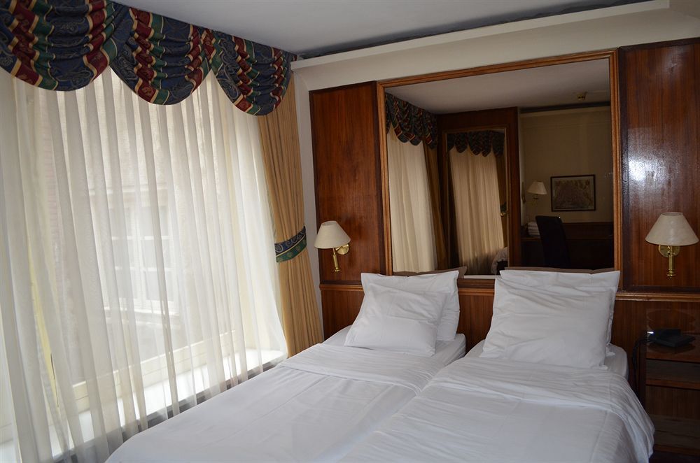 Rembrandtplein Hotel Amsterdam Bagian luar foto